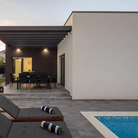 Villa A
